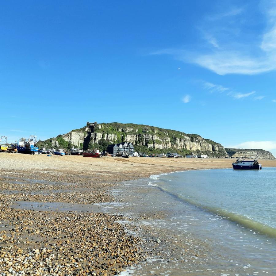 West Hill Retreat Seaview Balcony Chic Loft Studio & Free Parking Hastings Luaran gambar
