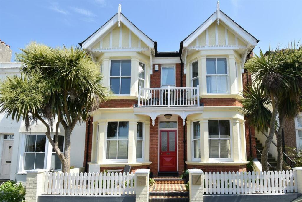 West Hill Retreat Seaview Balcony Chic Loft Studio & Free Parking Hastings Luaran gambar